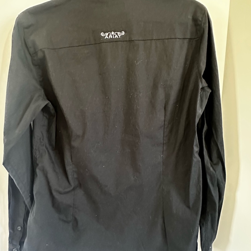 Ariat Women’s Black Long Sleeve Shirt - Picture 3 of 3
